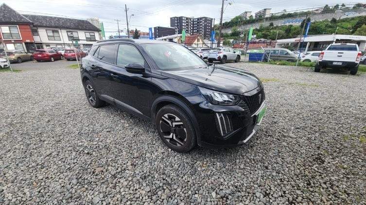 Peugeot 2008 1.2 Allure Pack Puretech 130 4x2 Mt 5p año 2024 Peugeot 2008 1.2 Allure Pack Puretech 130 4x2 Mt 5p año 2024