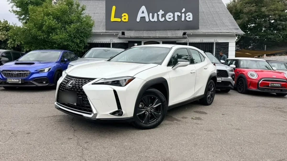 Lexus Ux250h Hatch Back 2.0 Aut 2.0 H Lux 4x2 At 5p año 2023 Lexus Ux250h Hatch Back 2.0 Aut 2.0 H Lux 4x2 At 5p año 2023