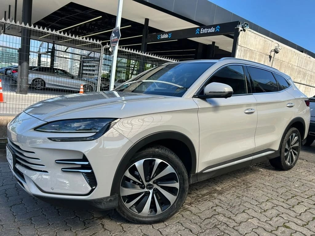 BYD Song Plus Gx 1.5t Dm-I Automática año 2025 BYD Song Plus Gx 1.5t Dm-I Automática año 2025
