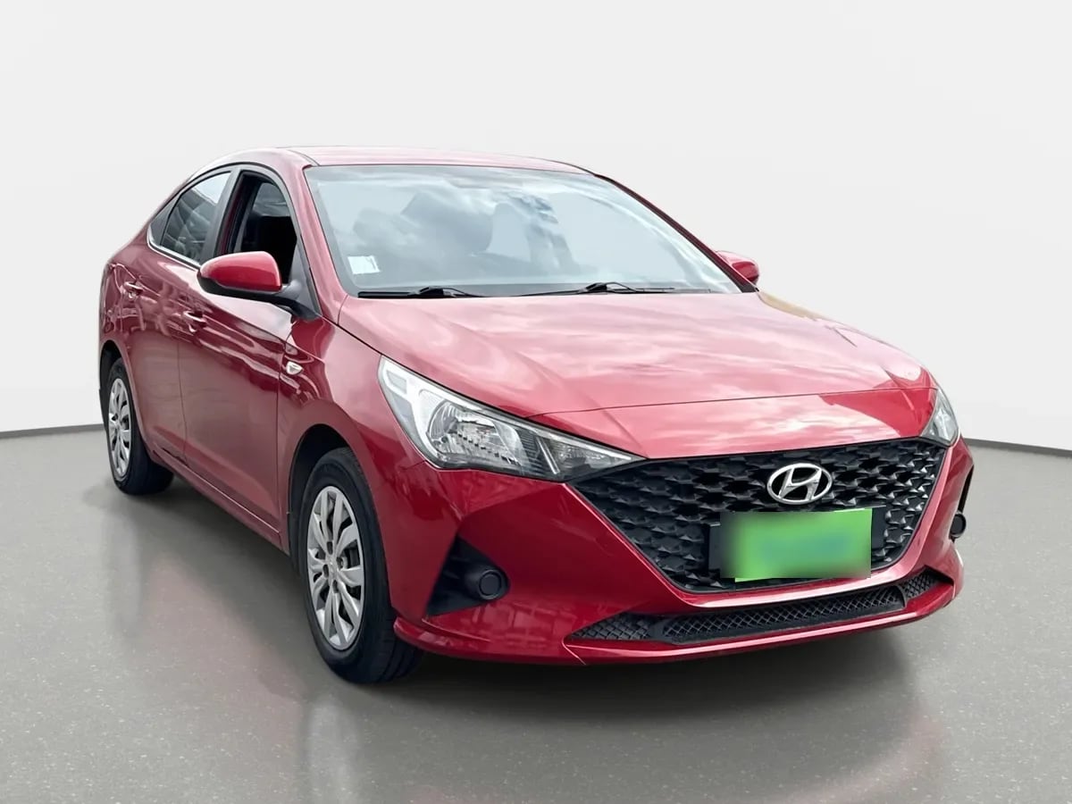 Hyundai Accent 1.4 Hci Plus 4x2 Mt 4p año 2022