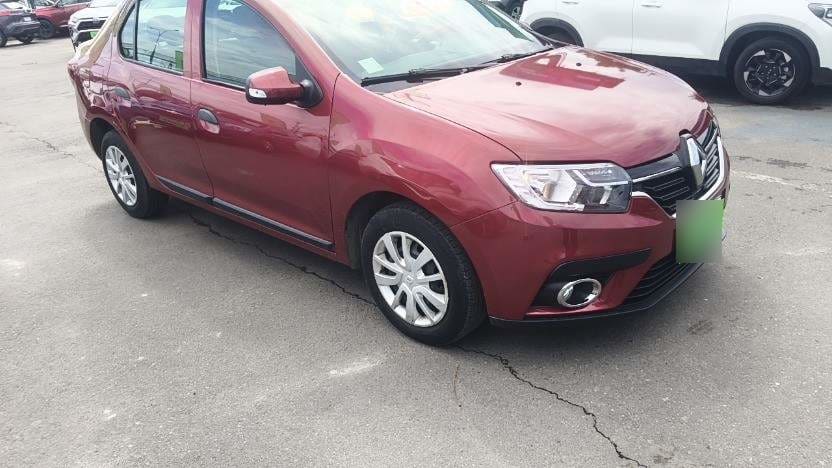 Renault Symbol 1.6 Zen 4x2 Mt 4p año 2020
