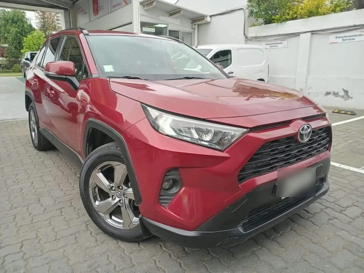 Toyota Rav 4 2.5 Xle 4x2 At 5p año 2019