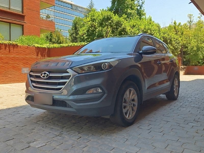 Hyundai Tucson Gl 2.0 At año 2017