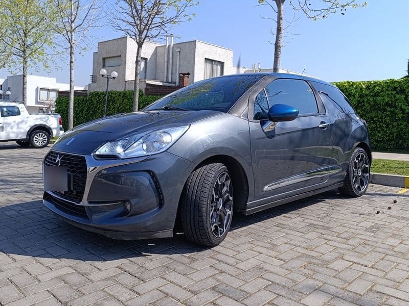 DS Automobiles Ds3 Puretech110 Eat6 So Chic año 2017 DS Automobiles Ds3 Puretech110 Eat6 So Chic año 2017