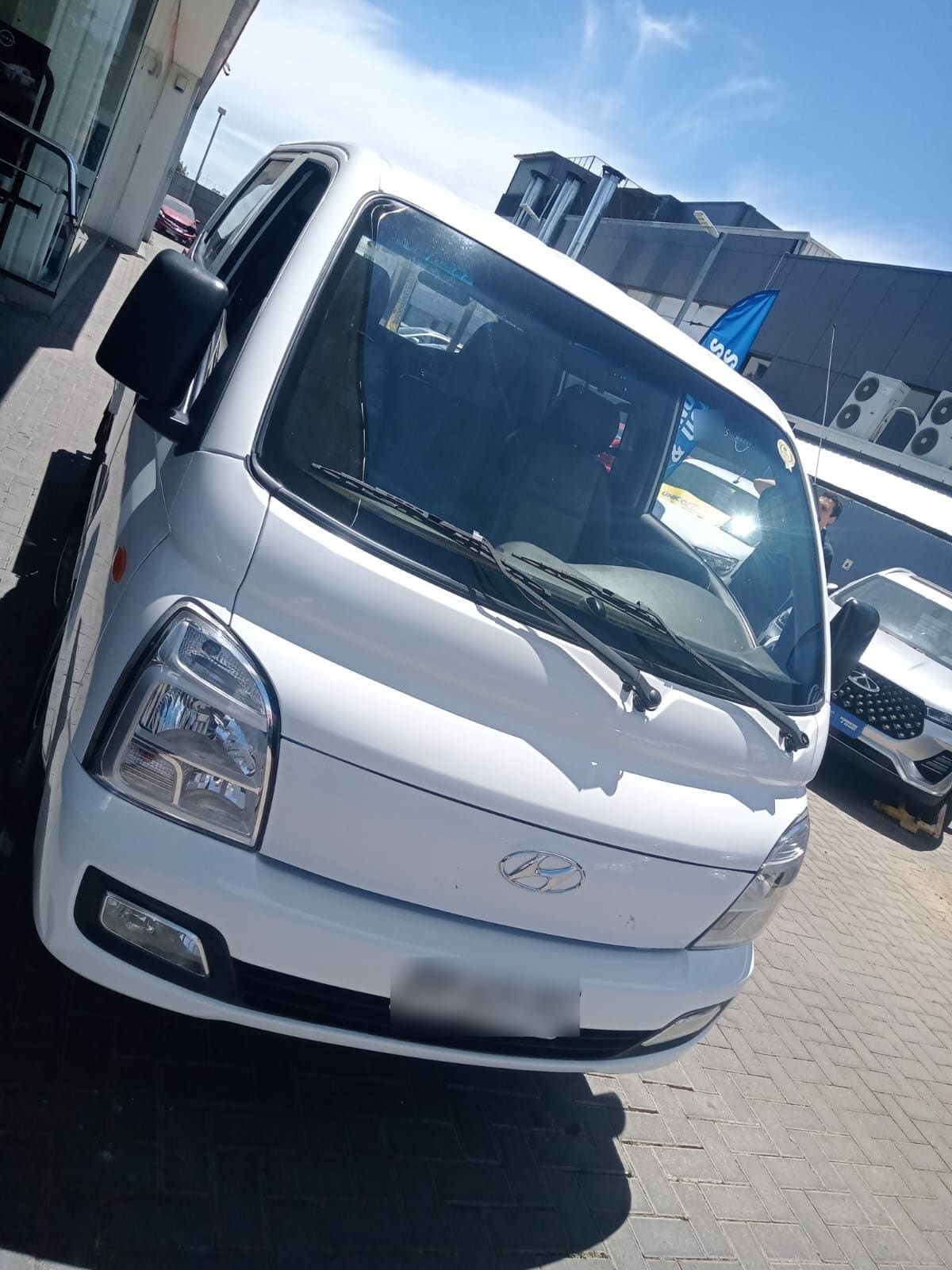 HYUNDAI PORTER 2.5 Crdi Gl Dc 2ab Ac Mt Diesel año 2021 HYUNDAI PORTER 2.5 Crdi Gl Dc 2ab Ac Mt Diesel año 2021