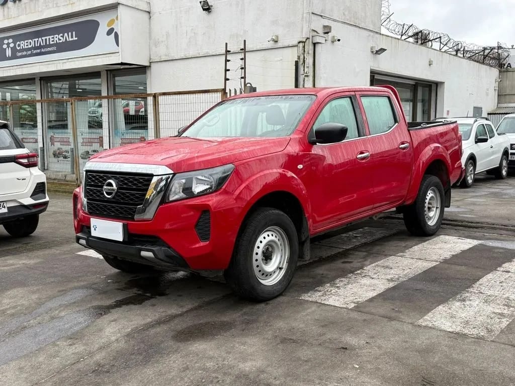 Nissan Navara 2.3 Se 4x2 Mt año 2022 Nissan Navara 2.3 Se 4x2 Mt año 2022