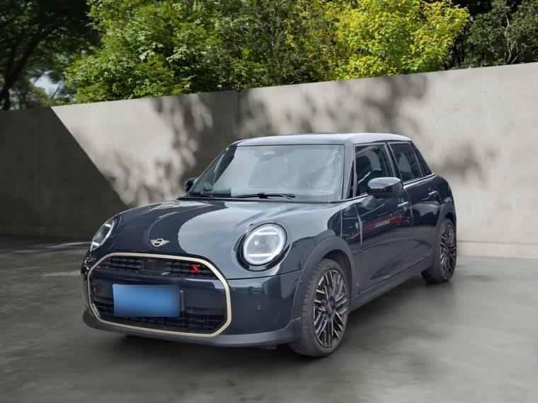 Mini Cooper S 2.0 Hb 5p Favoured año 2026