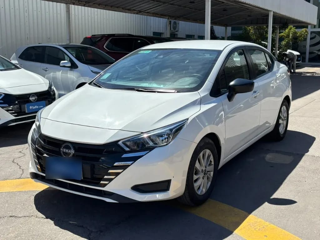 Nissan Versa Sense 1.6 Mt 4x2 año 2025
