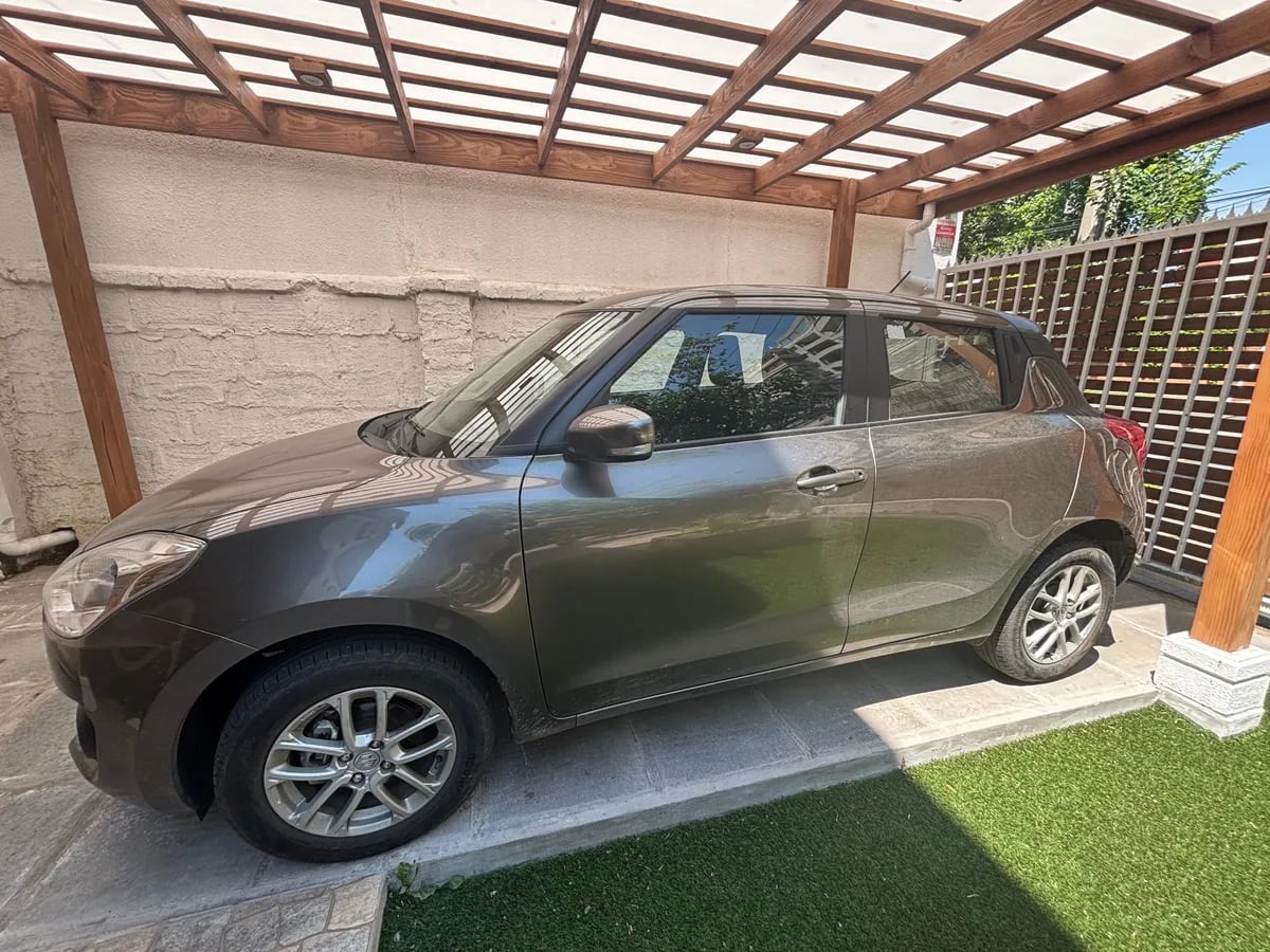 Suzuki Swift 1.2 Gl Mt año 2023 Suzuki Swift 1.2 Gl Mt año 2023
