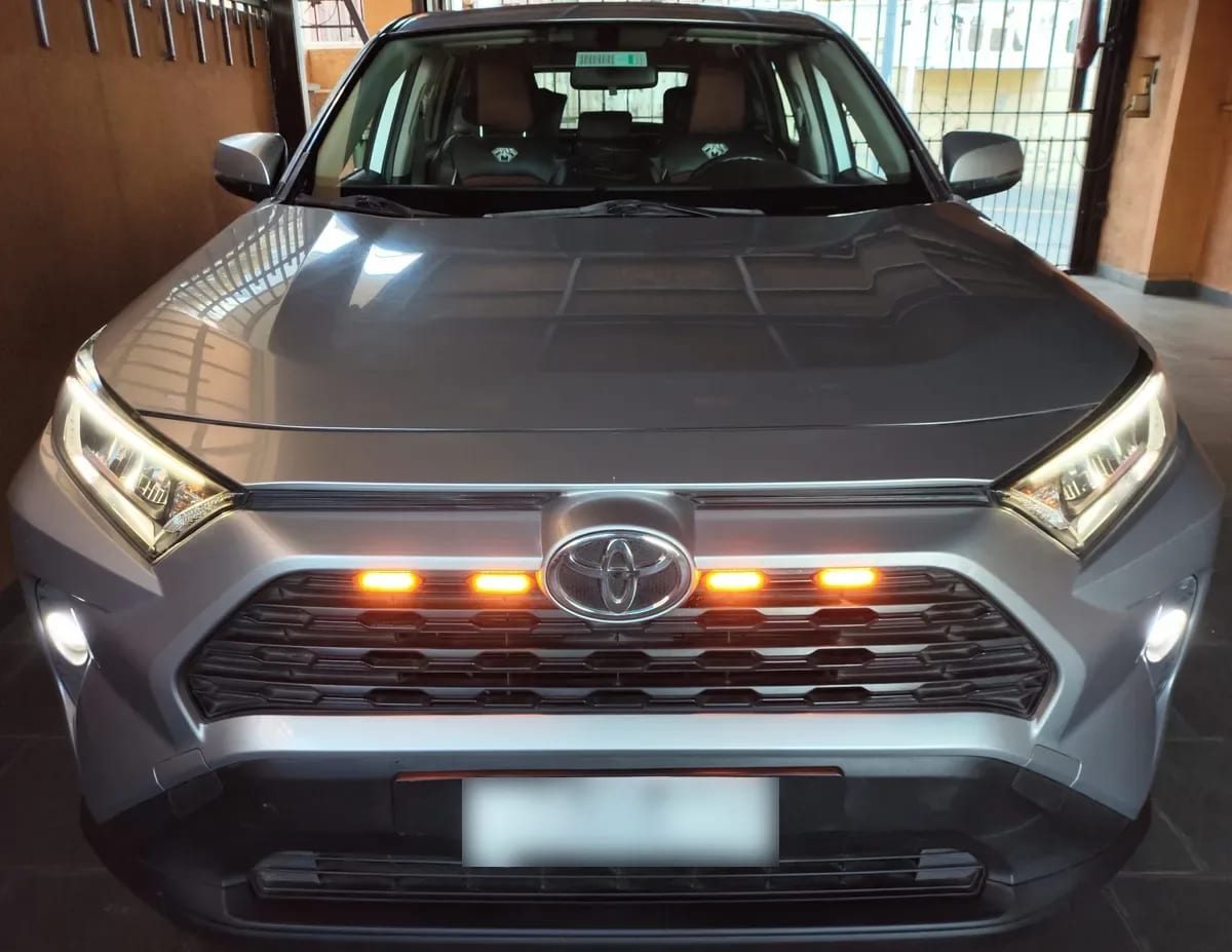 TOYOTA RAV4 2.0 Le At año 2021