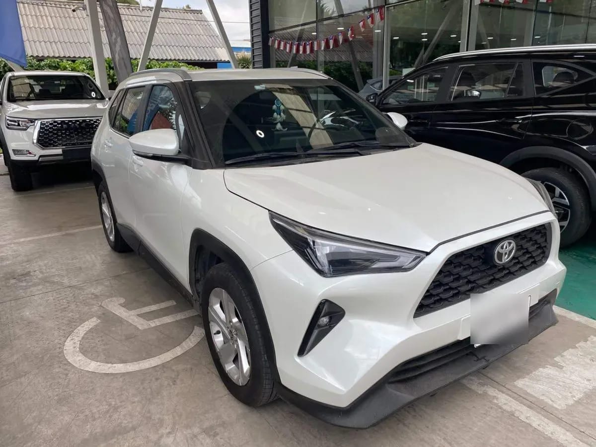 Toyota Yaris Cross 1.5 Xi 4x2 5mt 5p año 2025