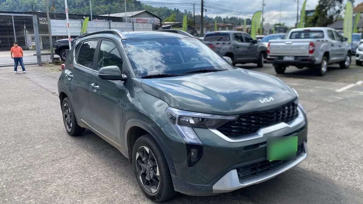 Kia Sonet 1.5 Ex Full 4x2 6mt 5p año 2025 Kia Sonet 1.5 Ex Full 4x2 6mt 5p año 2025