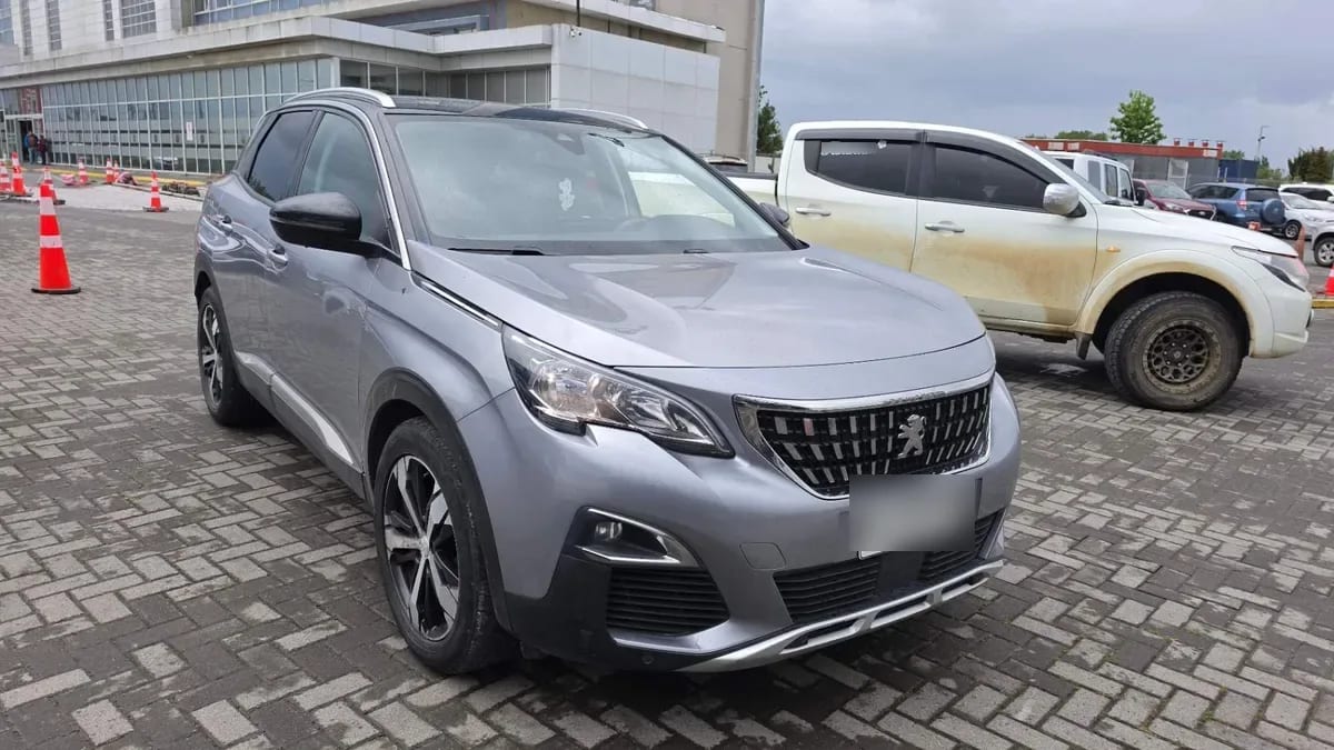 Peugeot 3008 1.5 Allure Bluehdi Diesel 4x2 130hp Eat8 5p año 2019