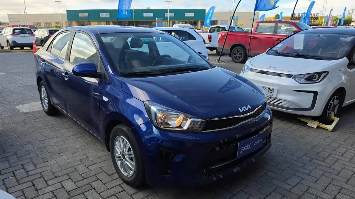 Kia Soluto 1.4 Lx 4x2 Ac Mt 4p año 2024