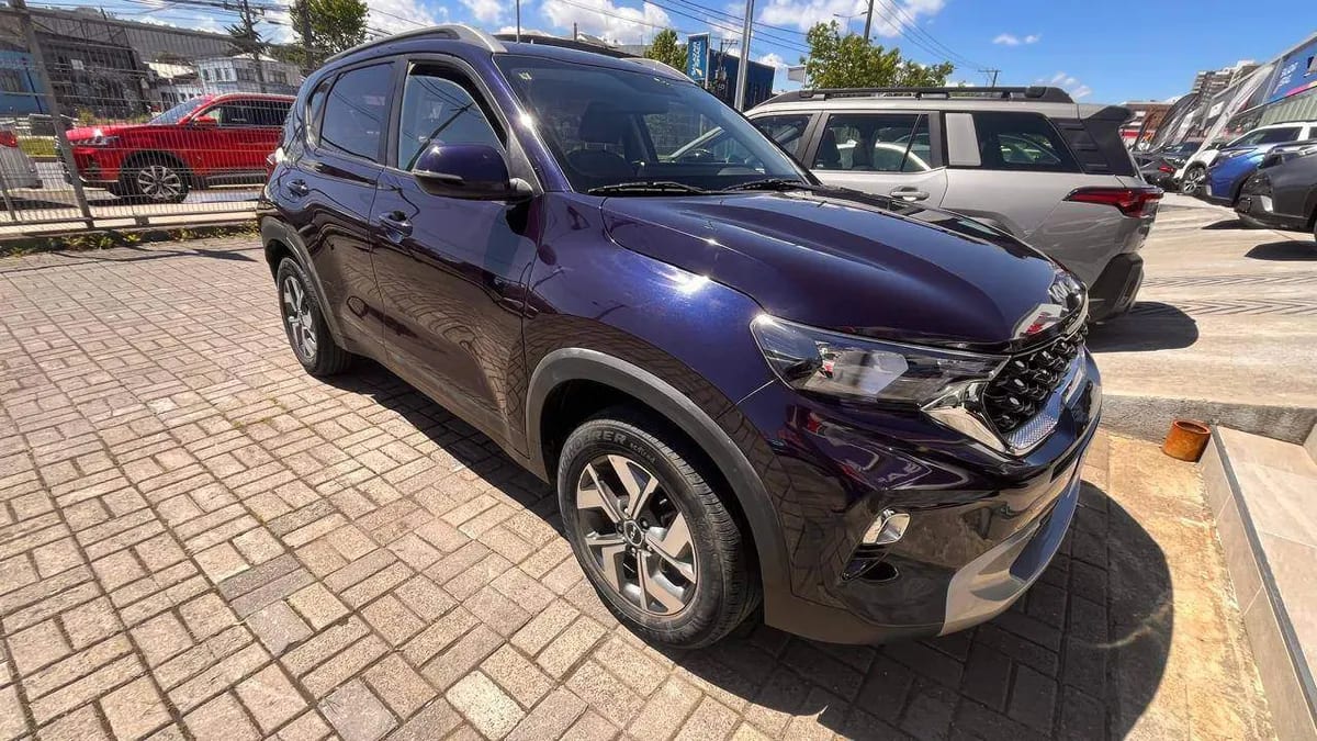 Kia Sonet 1.5 Ex 4x2 6mt 5p año 2023 Kia Sonet 1.5 Ex 4x2 6mt 5p año 2023