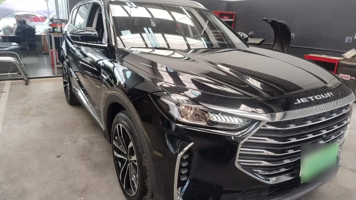 Jetour X70 1.5t Plus 4x2 At 5p año 2026