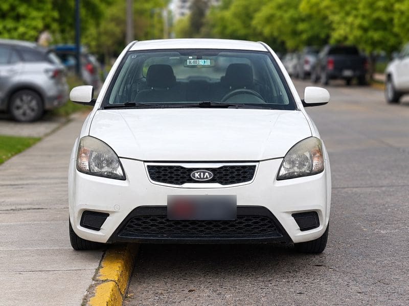 Kia Rio Jb 1.4 Ex At Dh Ab Ll año 2011 Kia Rio Jb 1.4 Ex At Dh Ab Ll año 2011