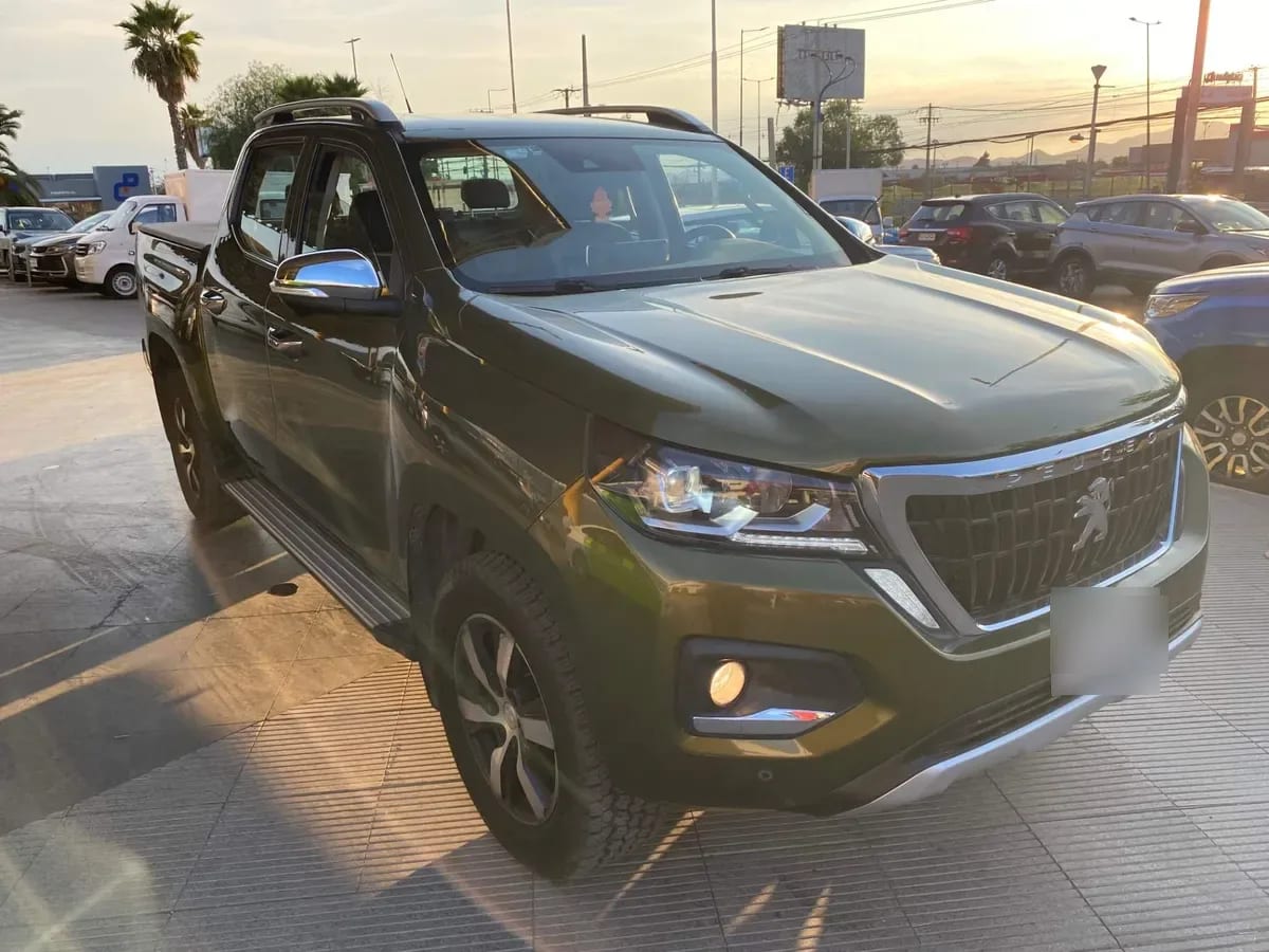 Peugeot Landtrek 2.2 Action4 Bluehdi Diesel 4x4 180hp At 4p año 2024