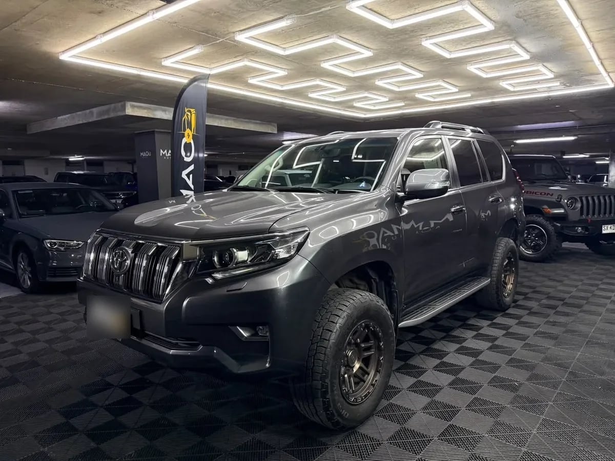 TOYOTA LAND CRUISER 4.0 Vx Connected At 4x4 año 2023 TOYOTA LAND CRUISER 4.0 Vx Connected At 4x4 año 2023