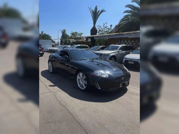 JAGUAR XKR-S 5.8 V8 Supercharged año 2012