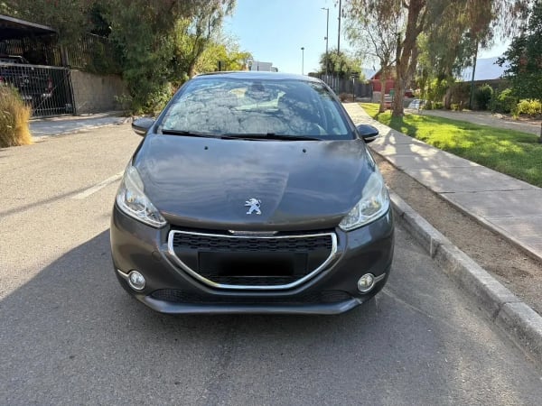 Peugeot 208 1.6 Sport Vti 120hp 3p Mt año 2014 Peugeot 208 1.6 Sport Vti 120hp 3p Mt año 2014