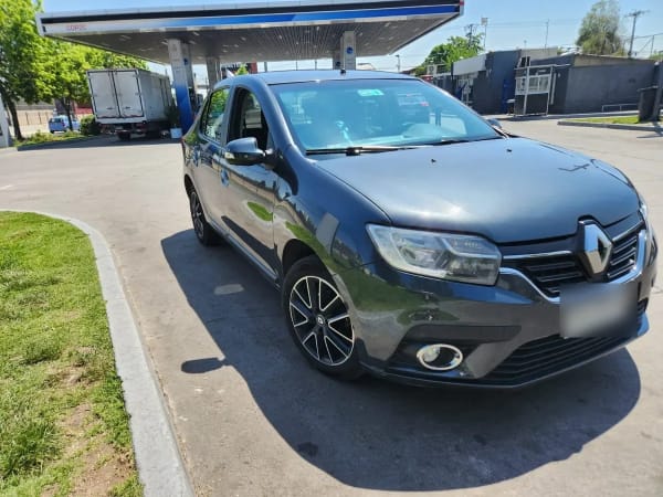 RENAULT SYMBOL 1.6 Intens Tech Mt año 2017 RENAULT SYMBOL 1.6 Intens Tech Mt año 2017