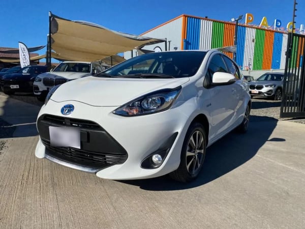 Toyota Prius C Hb 1.5 año 2021