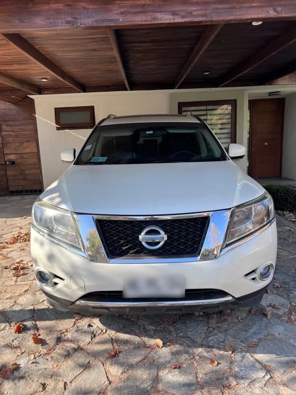 NISSAN PATHFINDER 3.5 Exclusive Cvt At 4x4 año 2016 NISSAN PATHFINDER 3.5 Exclusive Cvt At 4x4 año 2016