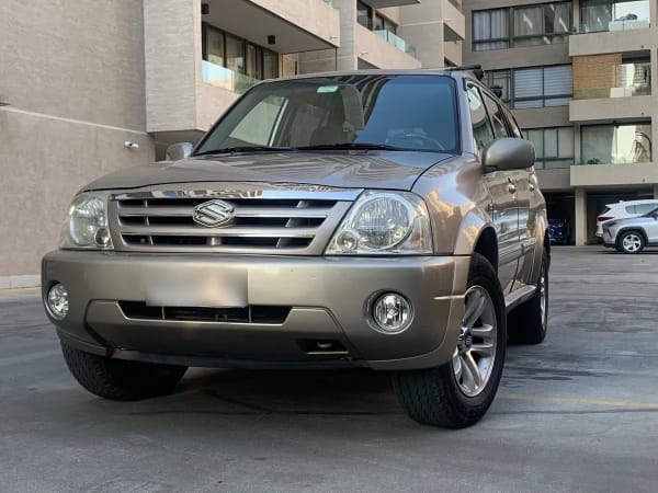 SUZUKI GRAND NOMADE 2.7 Xl7 Mt Ll / Vc año 2004 SUZUKI GRAND NOMADE 2.7 Xl7 Mt Ll / Vc año 2004
