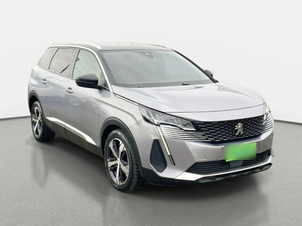Peugeot 5008 1.5 Allure Pack Bluehdi Diesel 4x2 130 Eat8 5p año 2021 Peugeot 5008 1.5 Allure Pack Bluehdi Diesel 4x2 130 Eat8 5p año 2021