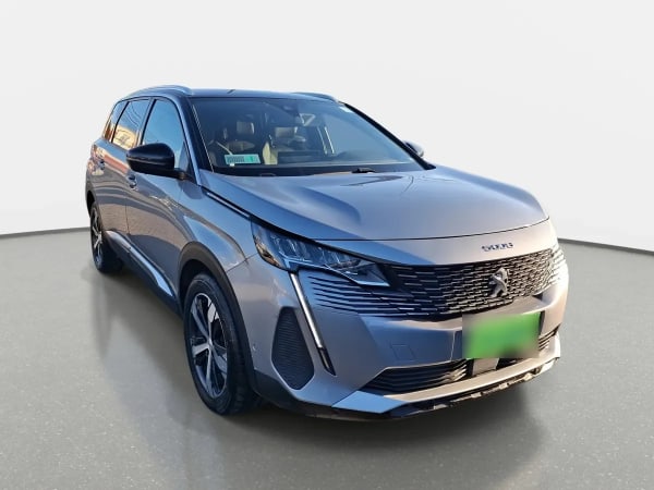 Peugeot 5008 1.5 Allure Pack Bluehdi 130 4x2 Eat8 5p año 2024 Peugeot 5008 1.5 Allure Pack Bluehdi 130 4x2 Eat8 5p año 2024