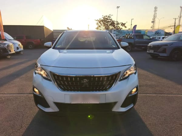 Peugeot 3008 1.5 Active Bluehdi 4x2 130 Mt6 5p año 2020