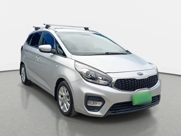 Kia Carens 2.0 Ex Full 4x2 6at 5p año 2018 Kia Carens 2.0 Ex Full 4x2 6at 5p año 2018