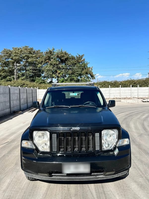 JEEP CHEROKEE 3.7 Liberty Limited At 4x2 año 2012 JEEP CHEROKEE 3.7 Liberty Limited At 4x2 año 2012