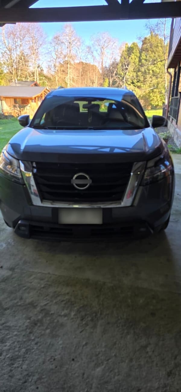 Nissan Pathfinder 3.5 Exclusive At 4x4 año 2023