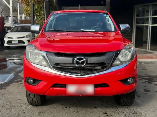 MAZDA BT-50 2.2 Doble Cabina Sdx Mt 4x2 Diesel año 2019
