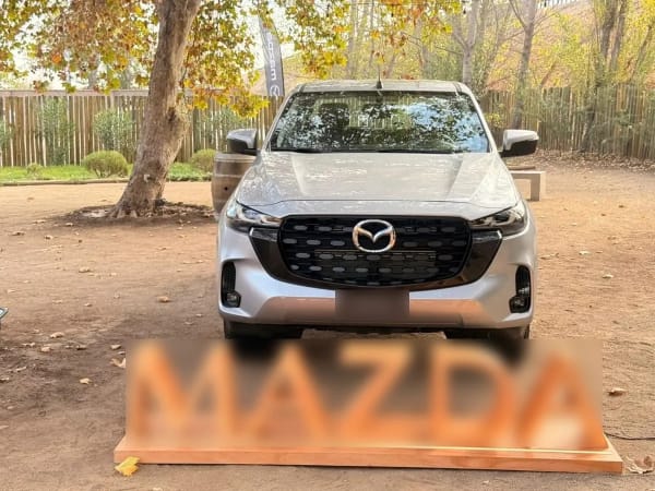 Mazda BT-50 2.2 Dc High At 4x4 Diesel año 2026
