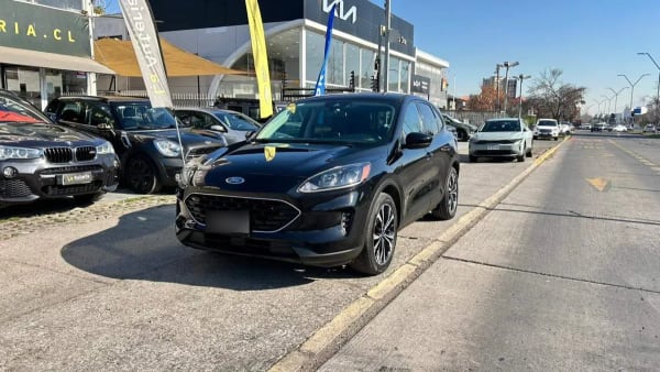 Ford Escape 2.5 Atkinson Se Hybrid Fwd At año 2023 Ford Escape 2.5 Atkinson Se Hybrid Fwd At año 2023