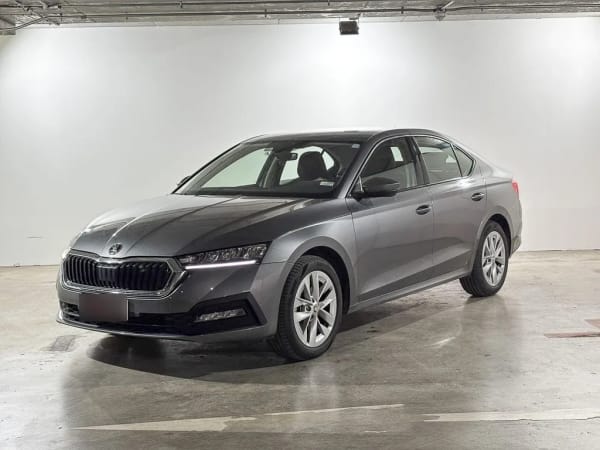 Skoda Octavia 1.4 Tsi Ambition año 2025 Skoda Octavia 1.4 Tsi Ambition año 2025