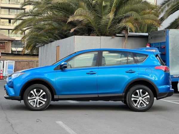 TOYOTA RAV4 2.0 Std 4x4 Mt 724ml3 año 2017 TOYOTA RAV4 2.0 Std 4x4 Mt 724ml3 año 2017