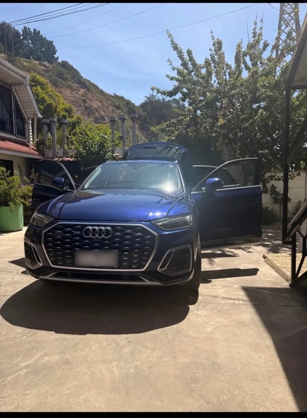 AUDI Q5 2.0 Sportback 45 Tfsi Sport At 4x4 año 2023