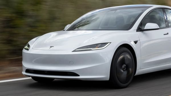 Tesla MODEL 3  año 2026