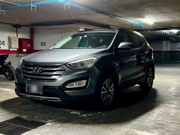 HYUNDAI SANTA FE 2.2 Crdi Dmgls At Diesel año 2013 HYUNDAI SANTA FE 2.2 Crdi Dmgls At Diesel año 2013