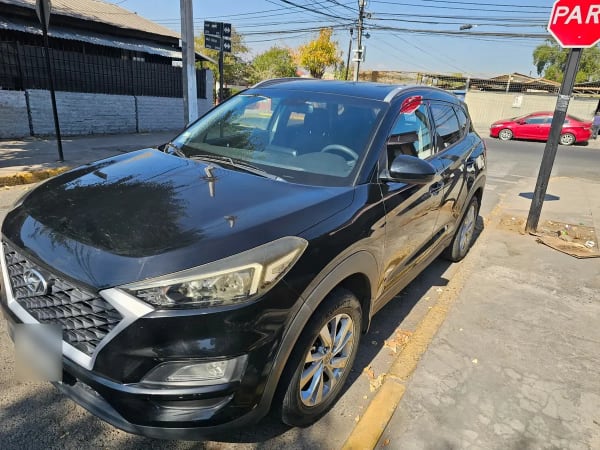 HYUNDAI TUCSON 2.0 Gl 4x2 Mt año 2018 HYUNDAI TUCSON 2.0 Gl 4x2 Mt año 2018