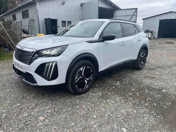 PEUGEOT 2008 1.5 Allure Pack Bluehdi 130 At Diesel año 2025