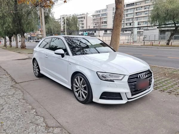 Audi A3 1.4 Sport Tfsi At año 2019