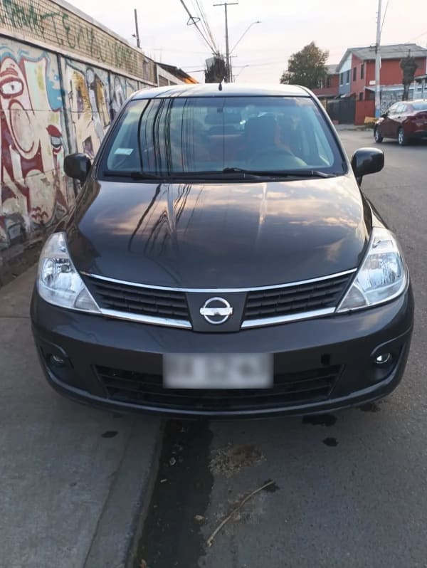 Nissan Tiida 1.6 Drive Pwr 2ab Mt año 2018