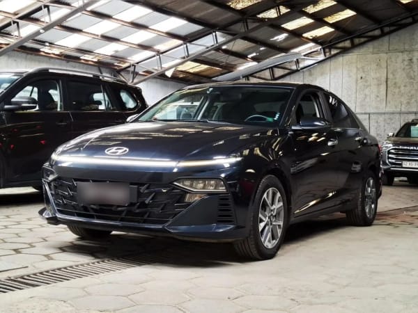Hyundai Accent 1.5 Design 4x2 Mt 4p año 2024 Hyundai Accent 1.5 Design 4x2 Mt 4p año 2024