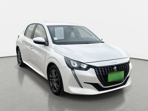 Peugeot 208 1.2 Puretech Active Pack 4x2 75 Mt 5p año 2022 Peugeot 208 1.2 Puretech Active Pack 4x2 75 Mt 5p año 2022
