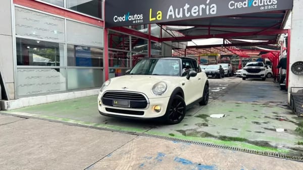 Mini F56 Cooper 1.5 Aut año 2016 Mini F56 Cooper 1.5 Aut año 2016